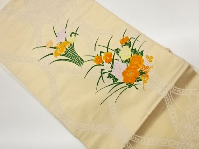 立涌に花々模様織出し名古屋帯